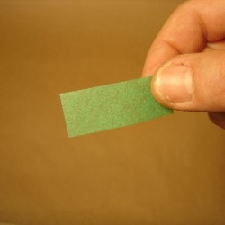 Confettis rectangulaires 2 x 5 cm VERTS